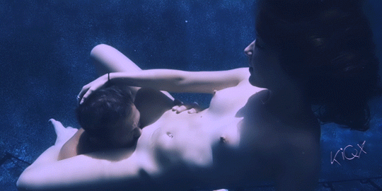 SexUnderwater Gif | Porn Giphy